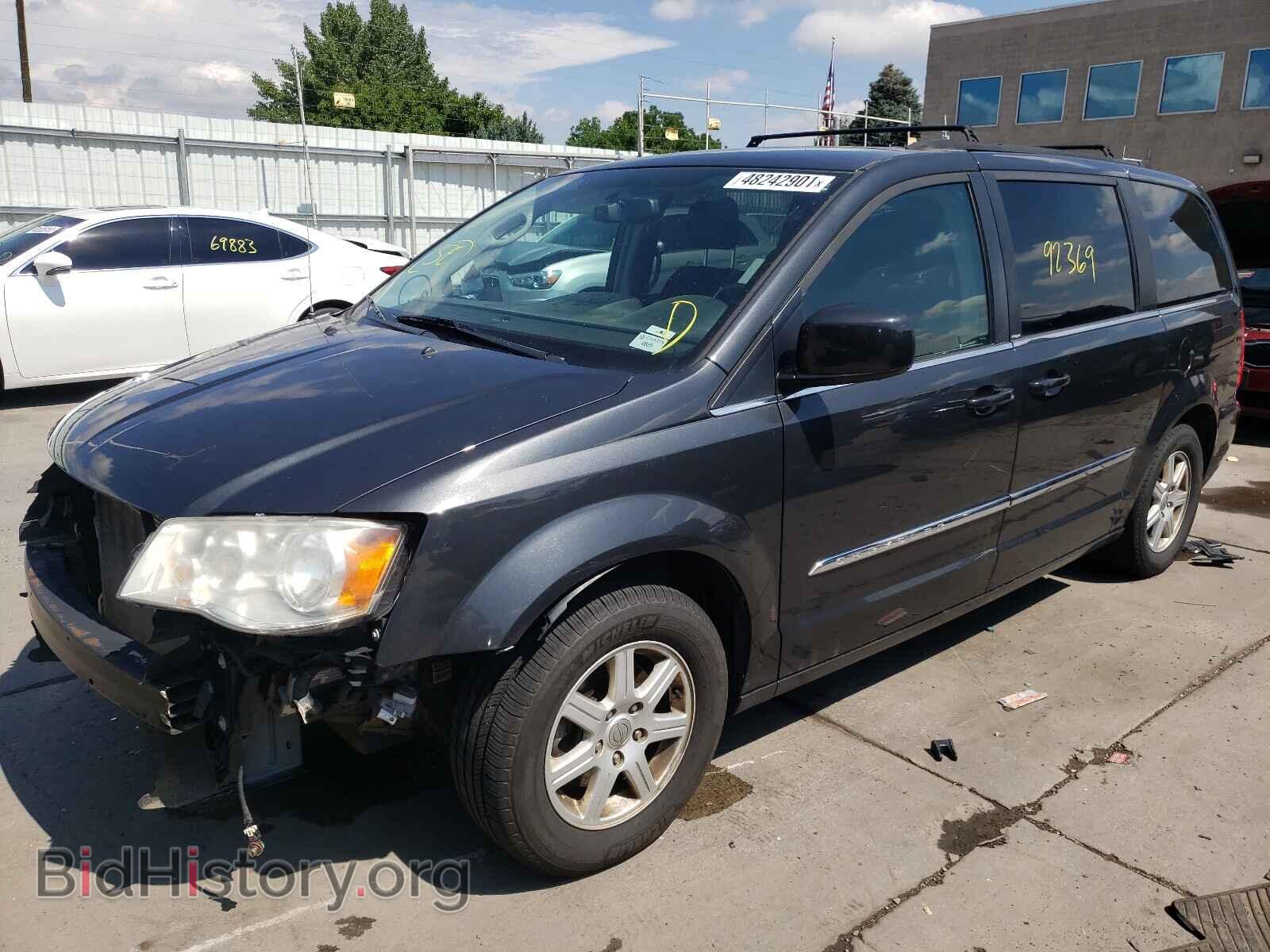 2011 CHRYSLER MINIVAN - VIN: 2A4RR5DG9BR666245 - Фото 2