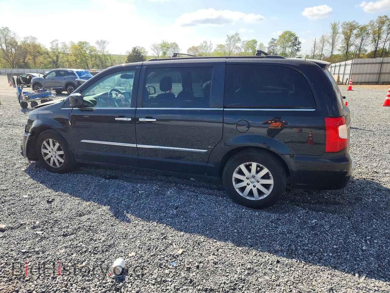 2014 CHRYSLER MINIVAN - VIN: 2C4RC1BGXER413104 - Фото 2