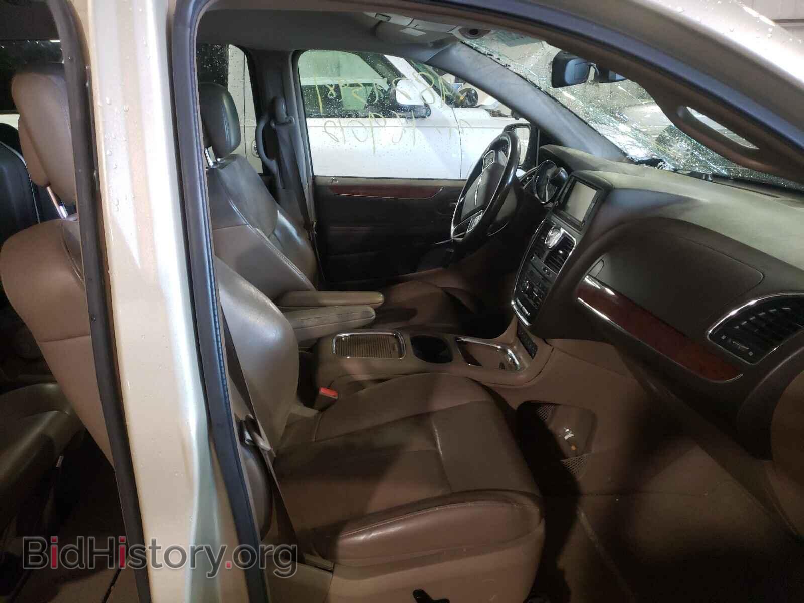 2011 CHRYSLER MINIVAN - VIN: 2A4RR6DG6BR724060 - Фото 5