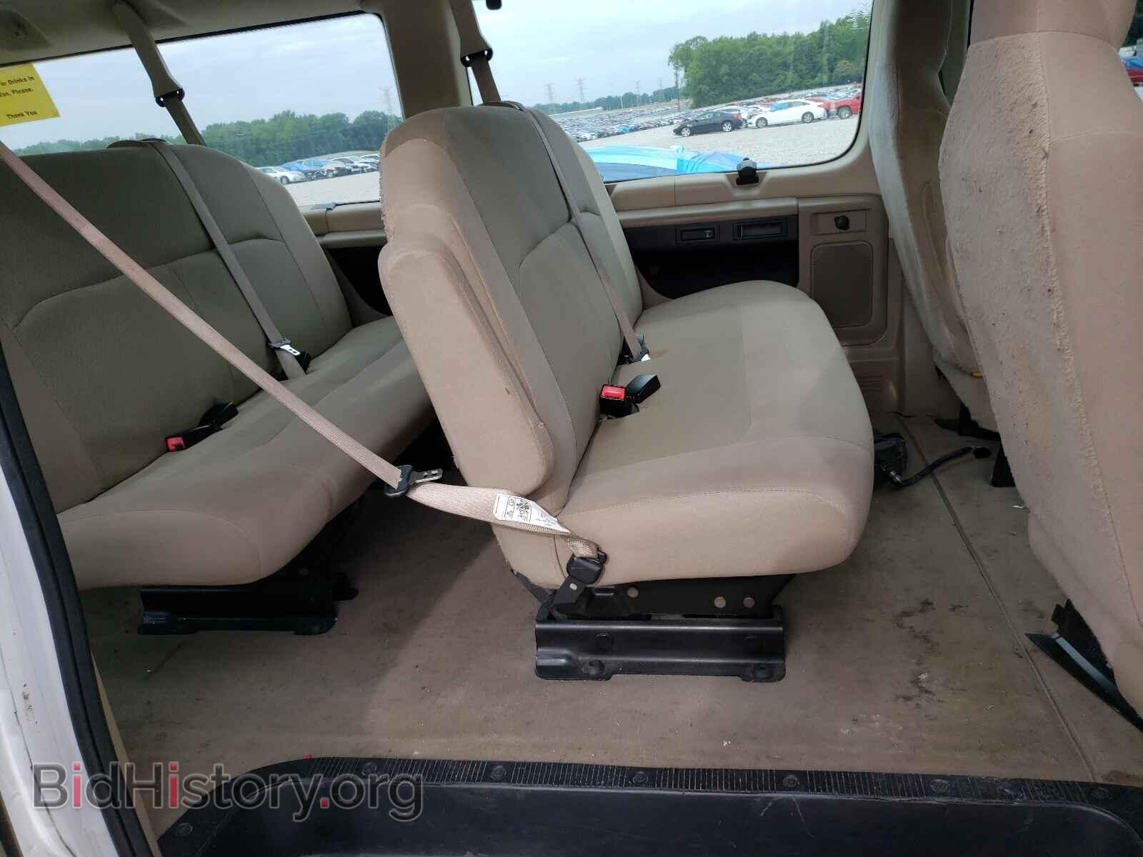 2010 FORD ECONOLINE - VIN: 1FBSS3BL3ADA22522 - Фото 6