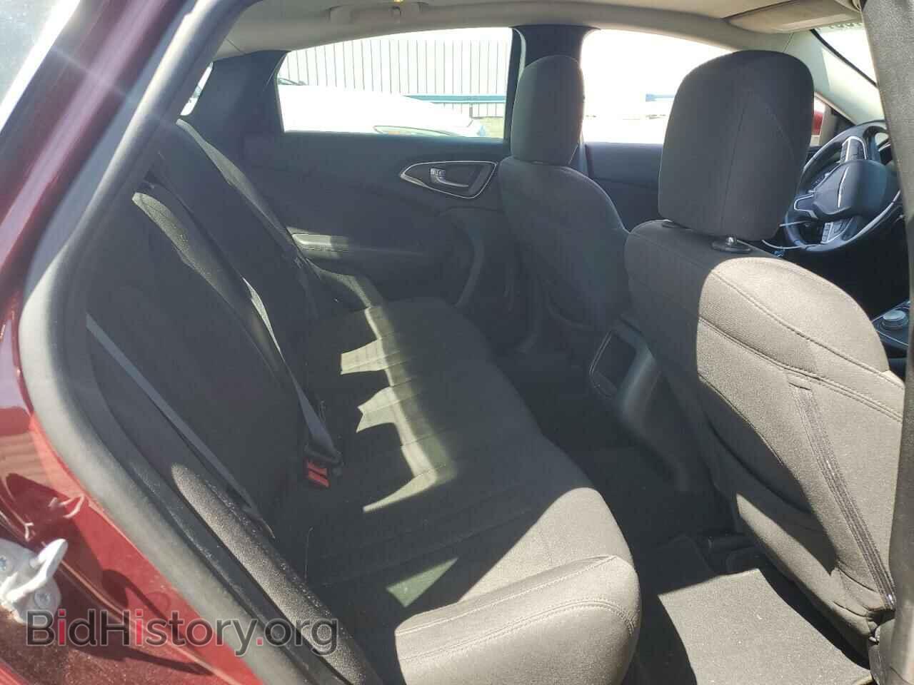 2015 CHRYSLER 200 - VIN: 1C3CCCABXFN687204 - Фото 10