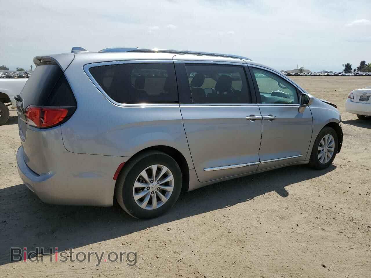 2019 CHRYSLER PACIFICA - VIN: 2C4RC1BG1KR732094 - Photo 3
