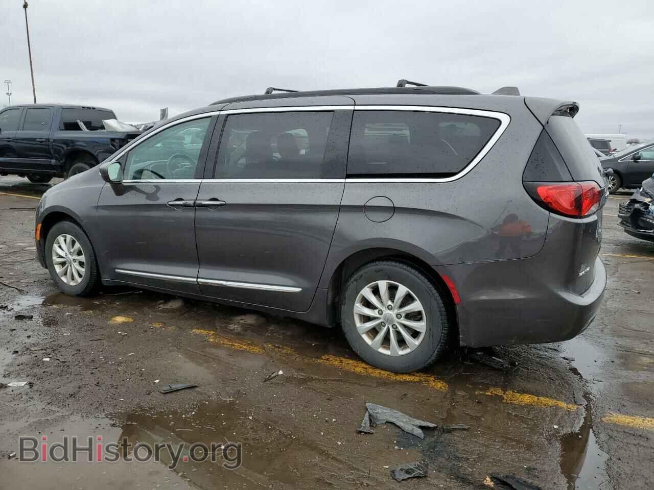 2017 CHRYSLER PACIFICA - VIN: 2C4RC1BG3HR642440 - Photo 2