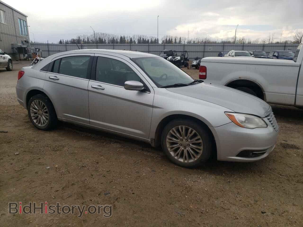 2011 CHRYSLER 200 - VIN: 1C3BC2FG9BN532275 - Фото 4
