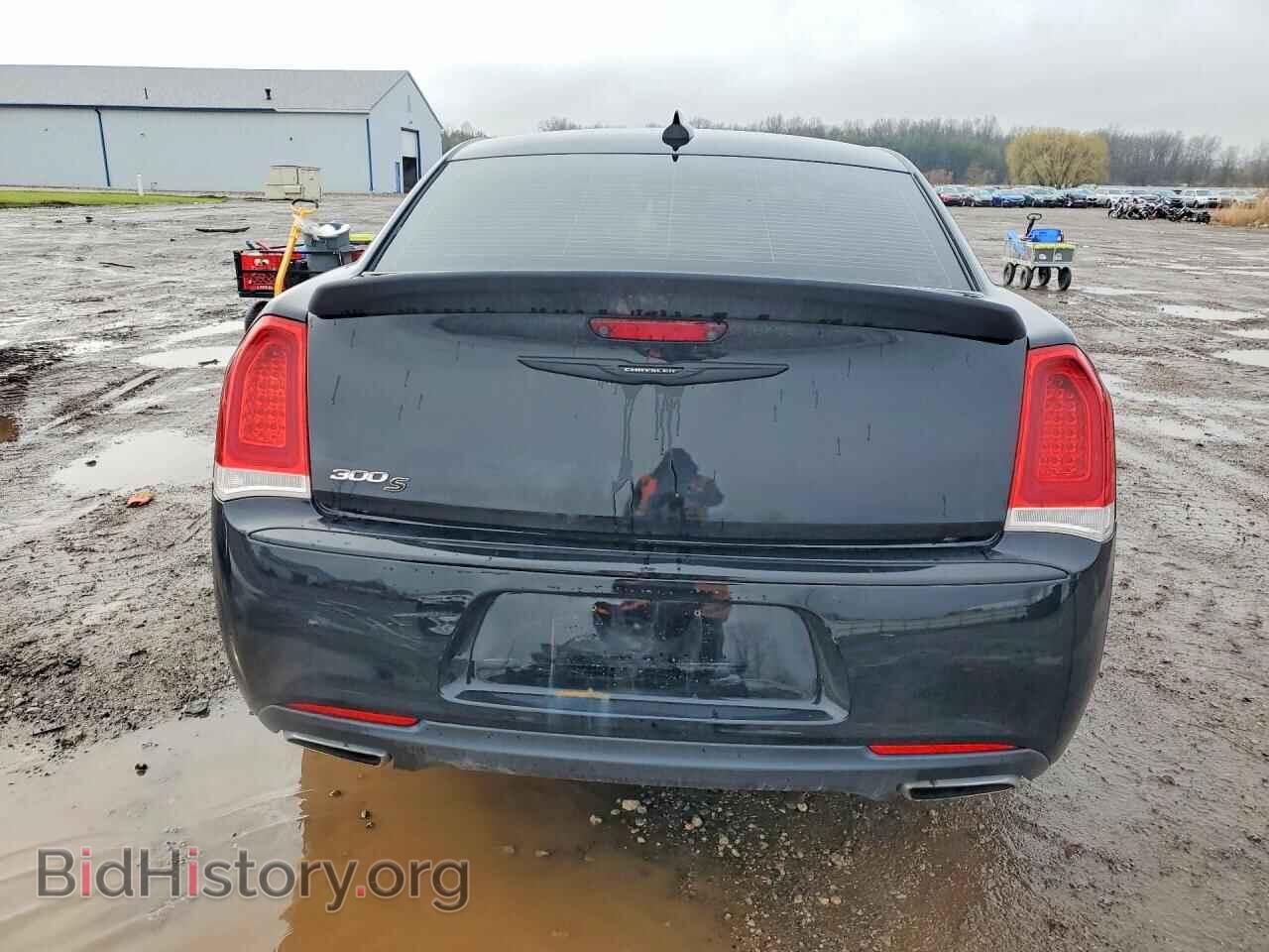 2017 CHRYSLER 300 - VIN: 2C3CCABG6HH662682 - Фото 6