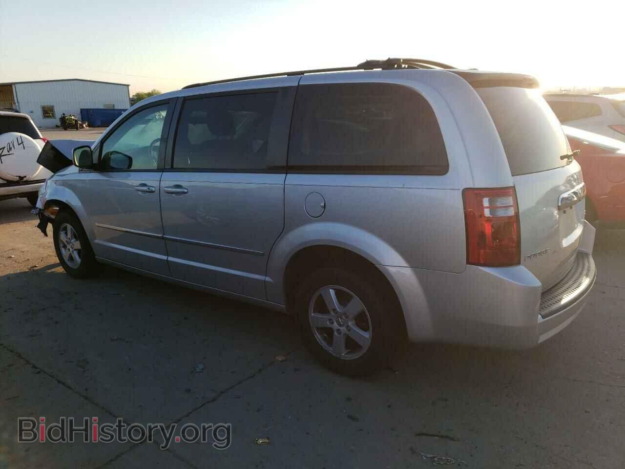 2010 DODGE CARAVAN - VIN: 2D4RN5D18AR211577 - Фото 2