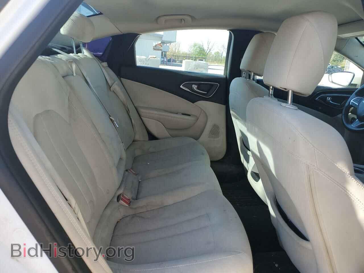 2015 CHRYSLER 200 - VIN: 1C3CCCAB2FN611329 - Фото 10