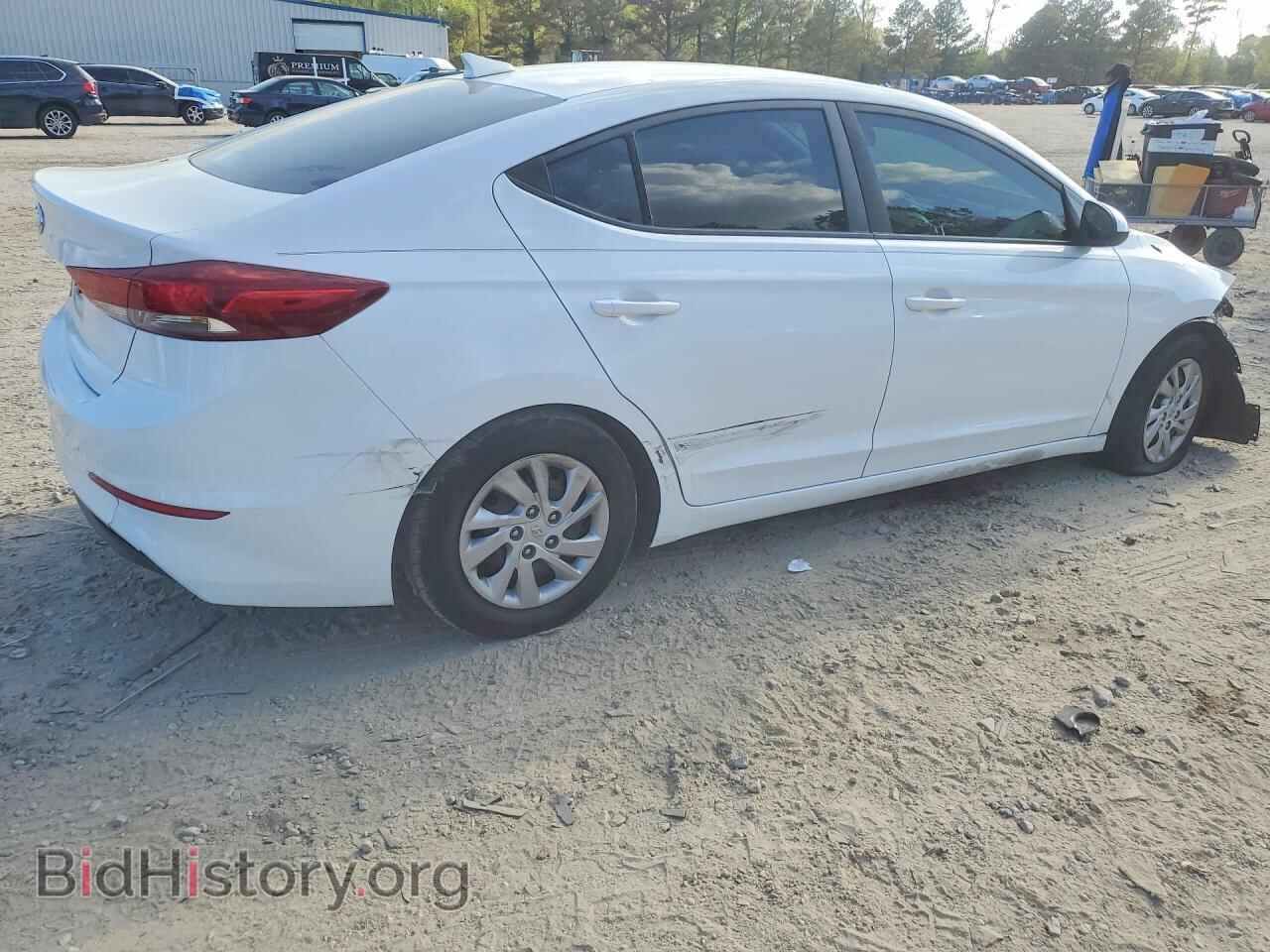 2017 HYUNDAI ELANTRA - VIN: 5NPD74LF8HH104674 - Фото 3