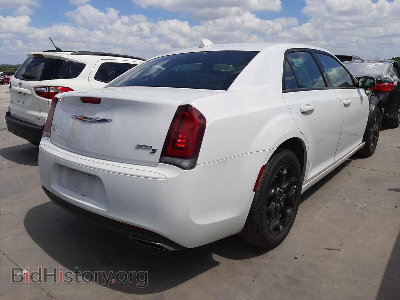 2020 CHRYSLER 300 - VIN: 2C3CCAGG2LH151021 - Фото 4
