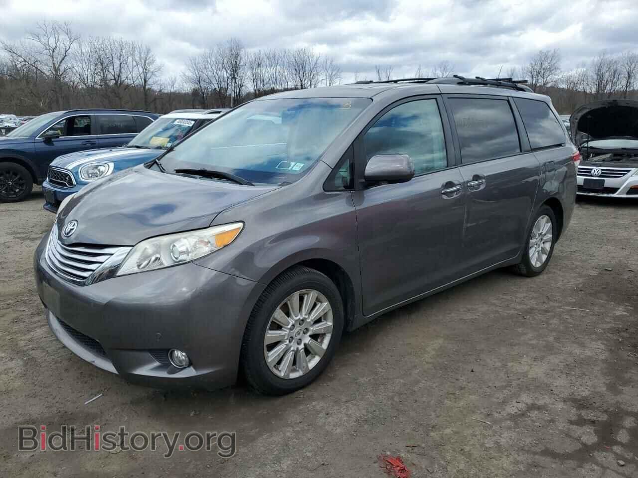 Photo 5TDDK3DC1BS025913 - TOYOTA All Models 2011
