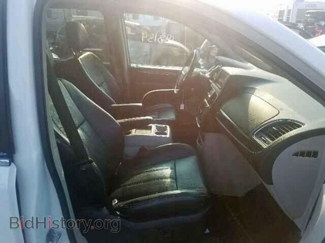 2011 CHRYSLER TOWN & COU - VIN: 2A4RR8DG7BR651079 - Photo 5