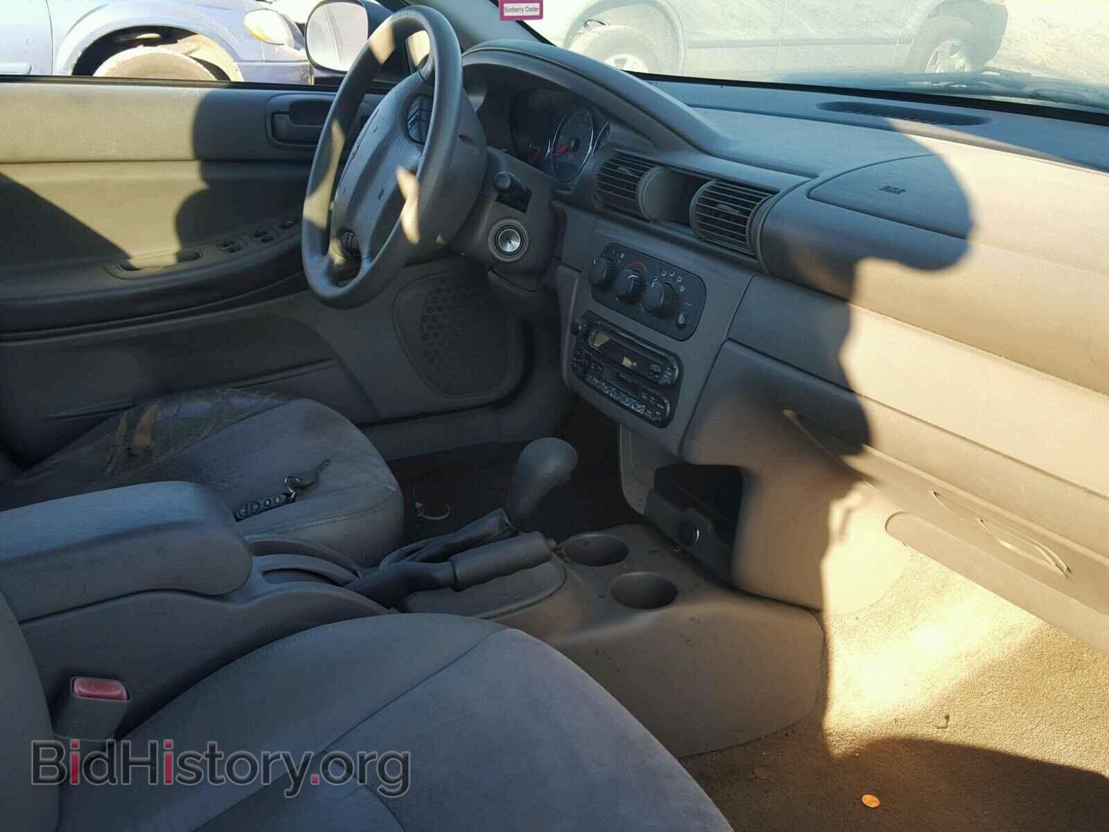 2004 CHRYSLER SEBRING - VIN: 1C3EL46X64N402675 - Фото 5