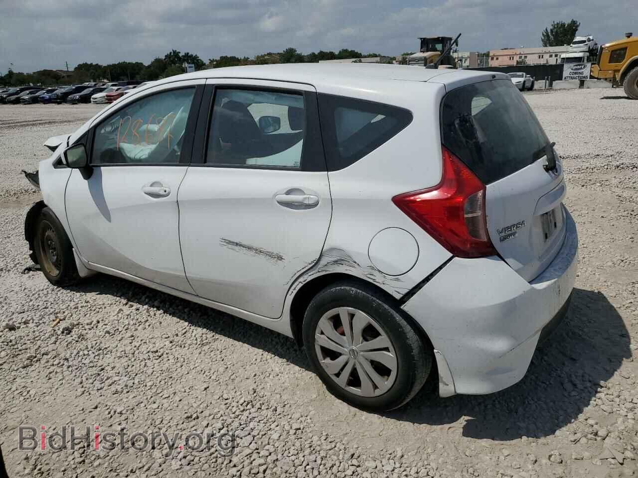 2017 NISSAN VERSA - VIN: 3N1CE2CP9HL380962 - Фото 2