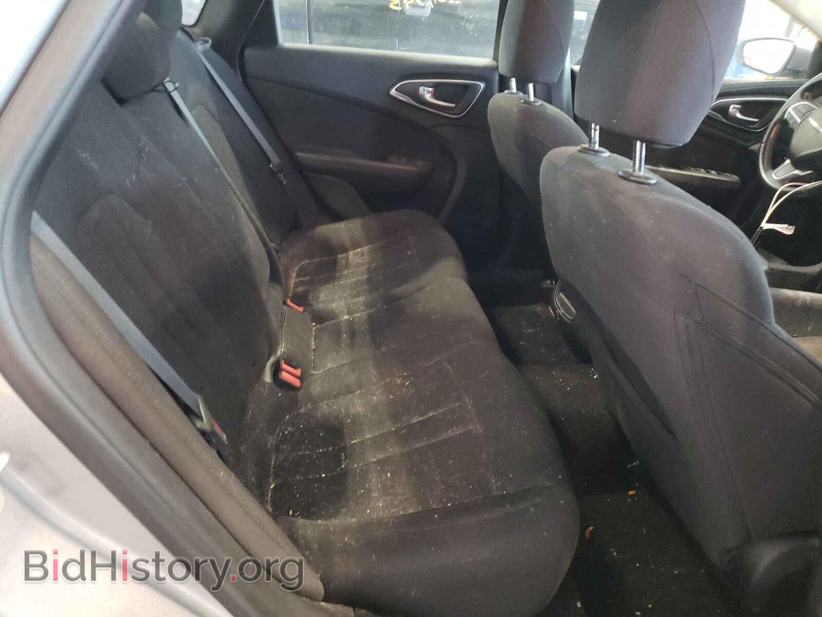 2015 CHRYSLER 200 - VIN: 1C3CCCAB6FN633396 - Фото 6