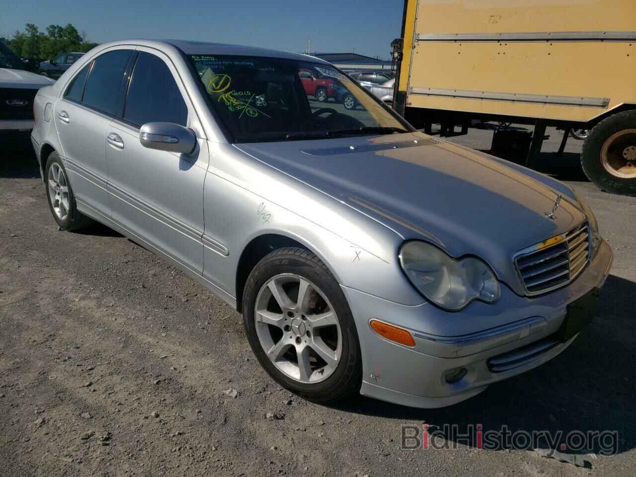 Photo WDBRF92H37F908512 - MERCEDES-BENZ C-CLASS 2007