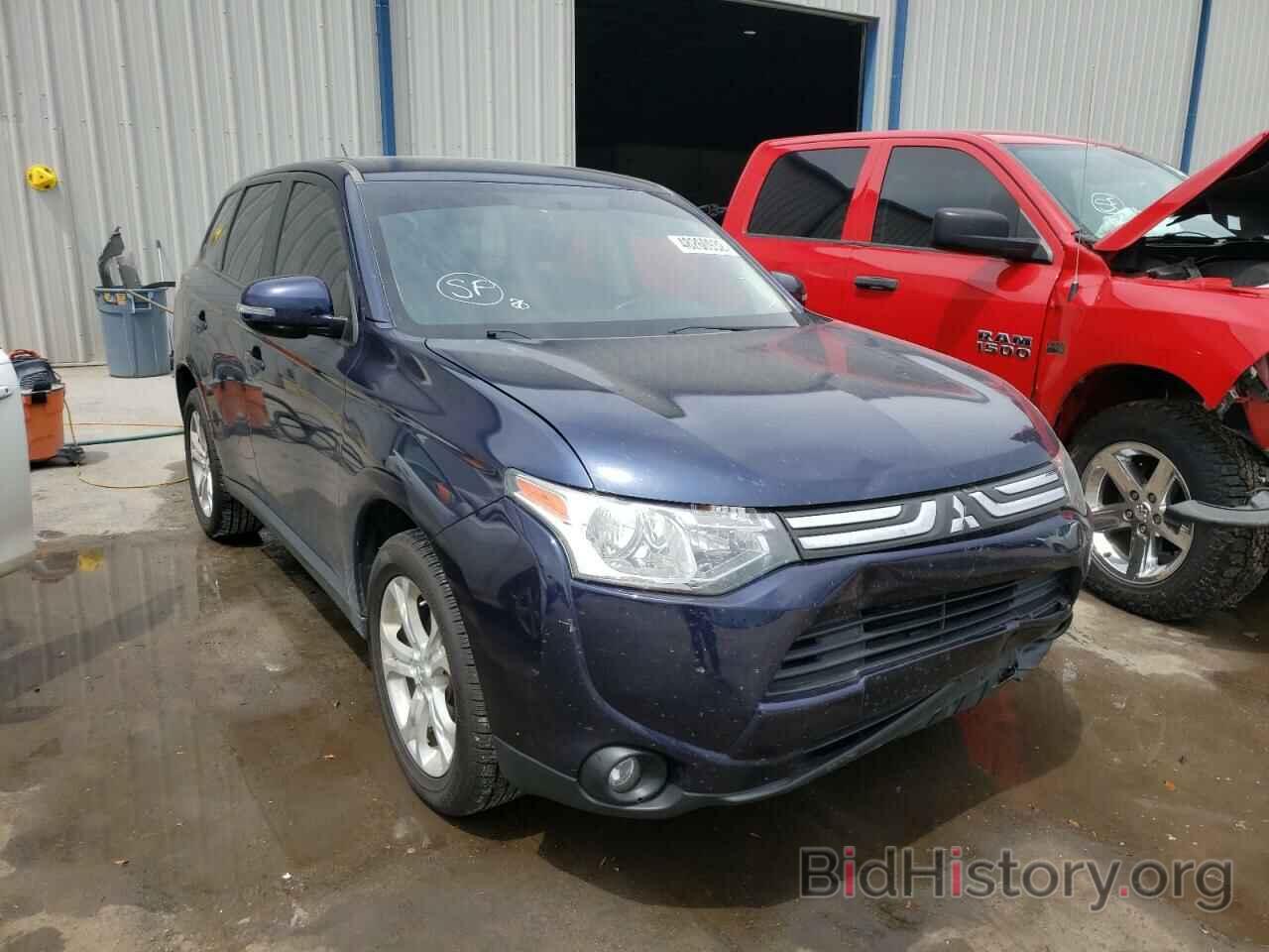 Photo JA4AD3A38EZ009982 - MITSUBISHI OUTLANDER 2014