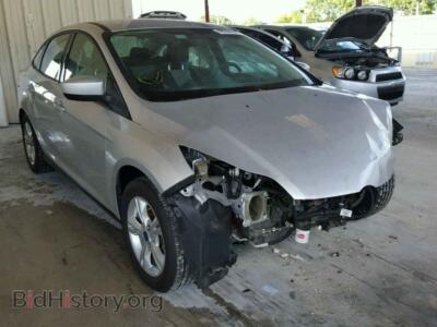 2012 Ford FOCUS Focus SE, white — VIN 1FAHP3F29CL270779, Copart