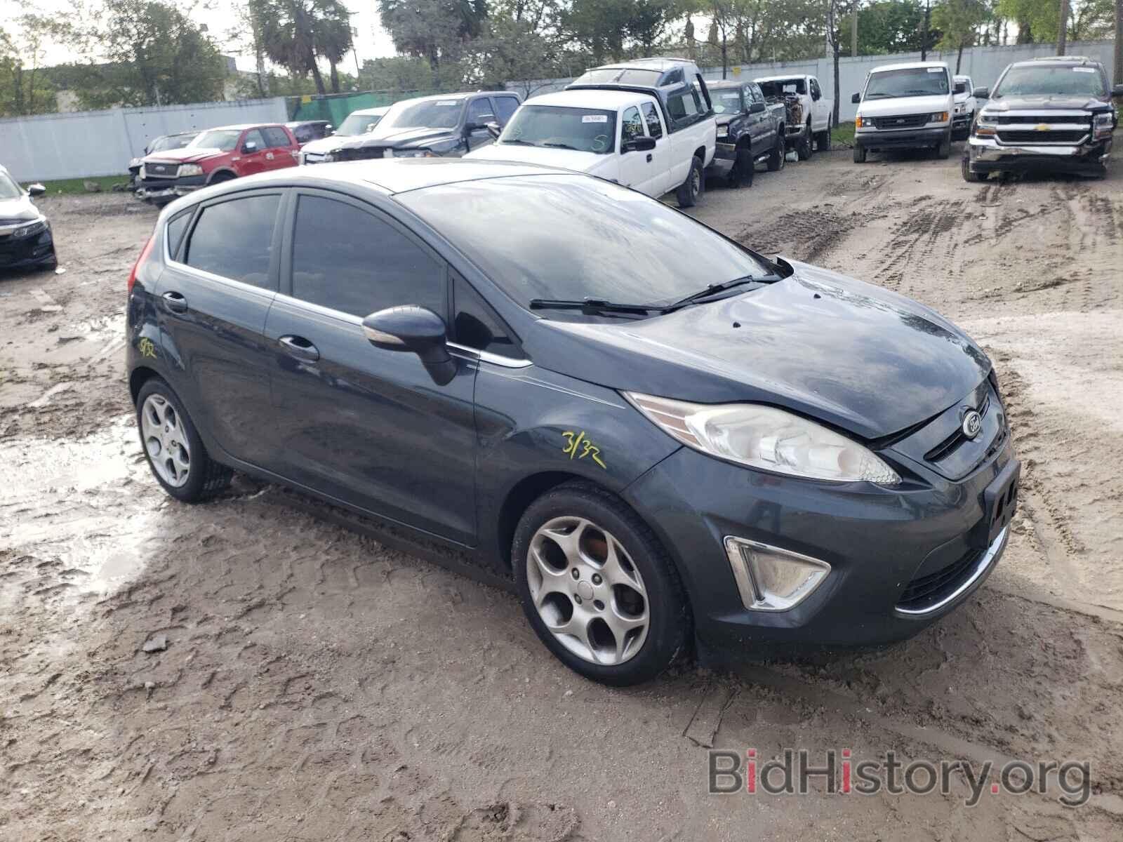 Photo 3FADP4FJ2BM132106 - FORD FIESTA 2011