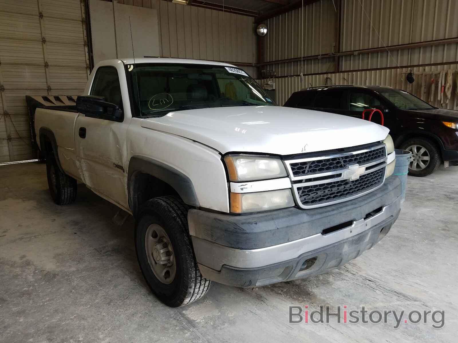 Photo 1GBHC24U27E112836 - CHEVROLET SILVERADO 2007