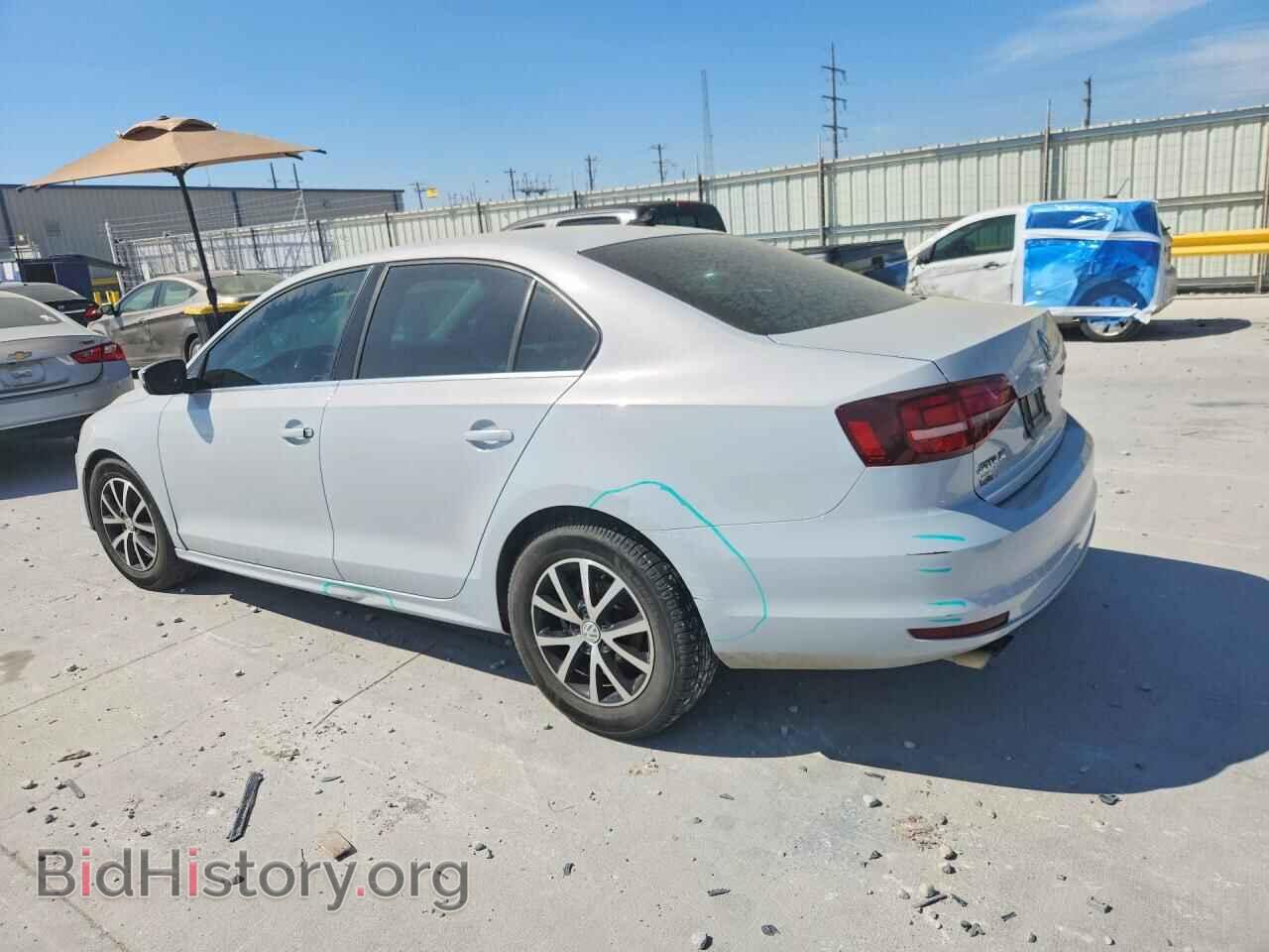 2017 VOLKSWAGEN JETTA - VIN: 3VWDB7AJ0HM412100 - Фото 2