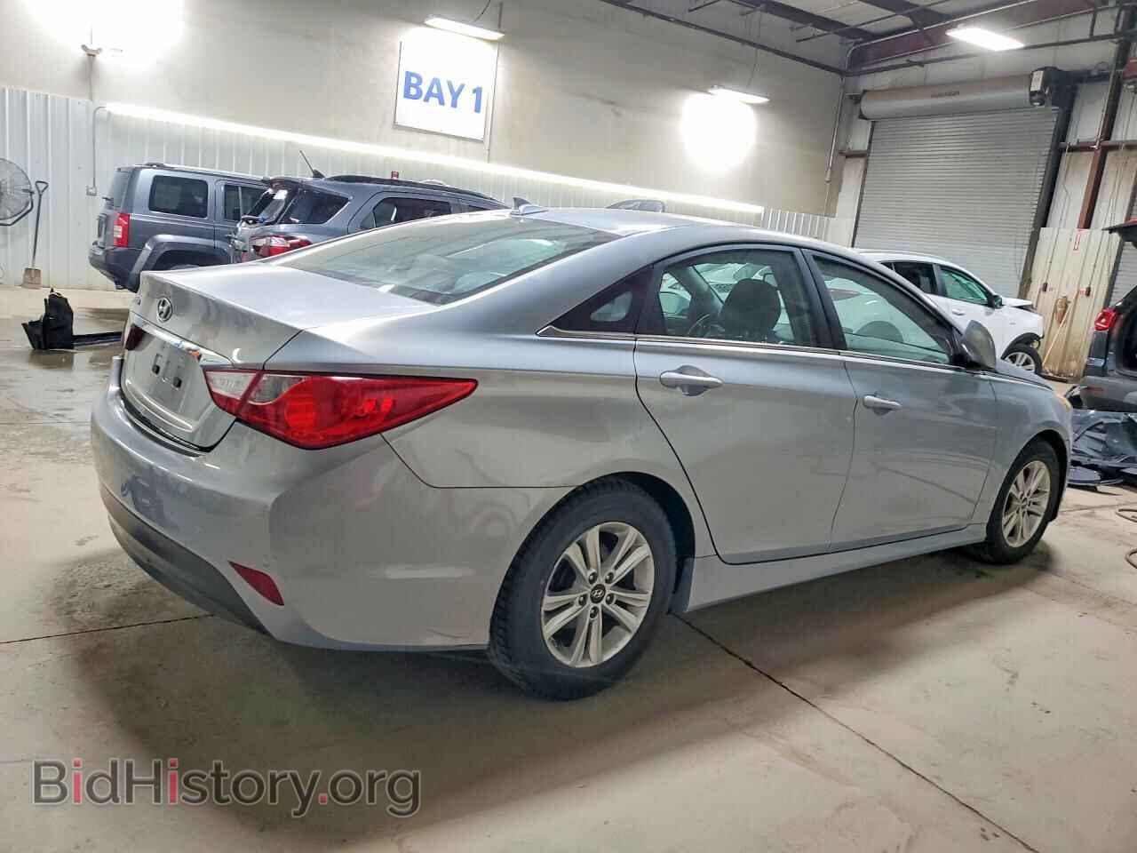 2014 HYUNDAI SONATA - VIN: 5NPEB4AC0EH835087 - Фото 3