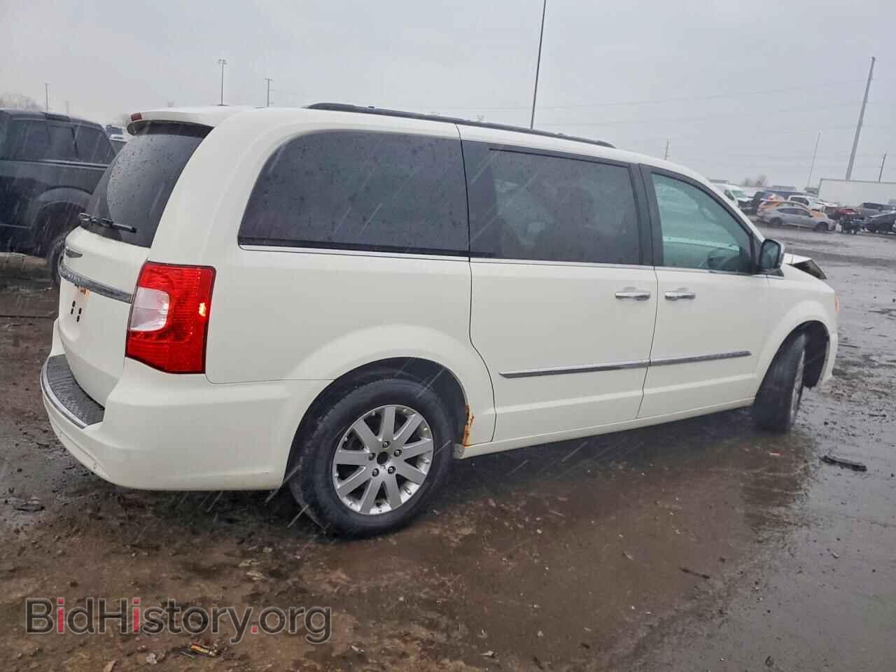 2011 CHRYSLER MINIVAN - VIN: 2A4RR8DG9BR612364 - Photo 3