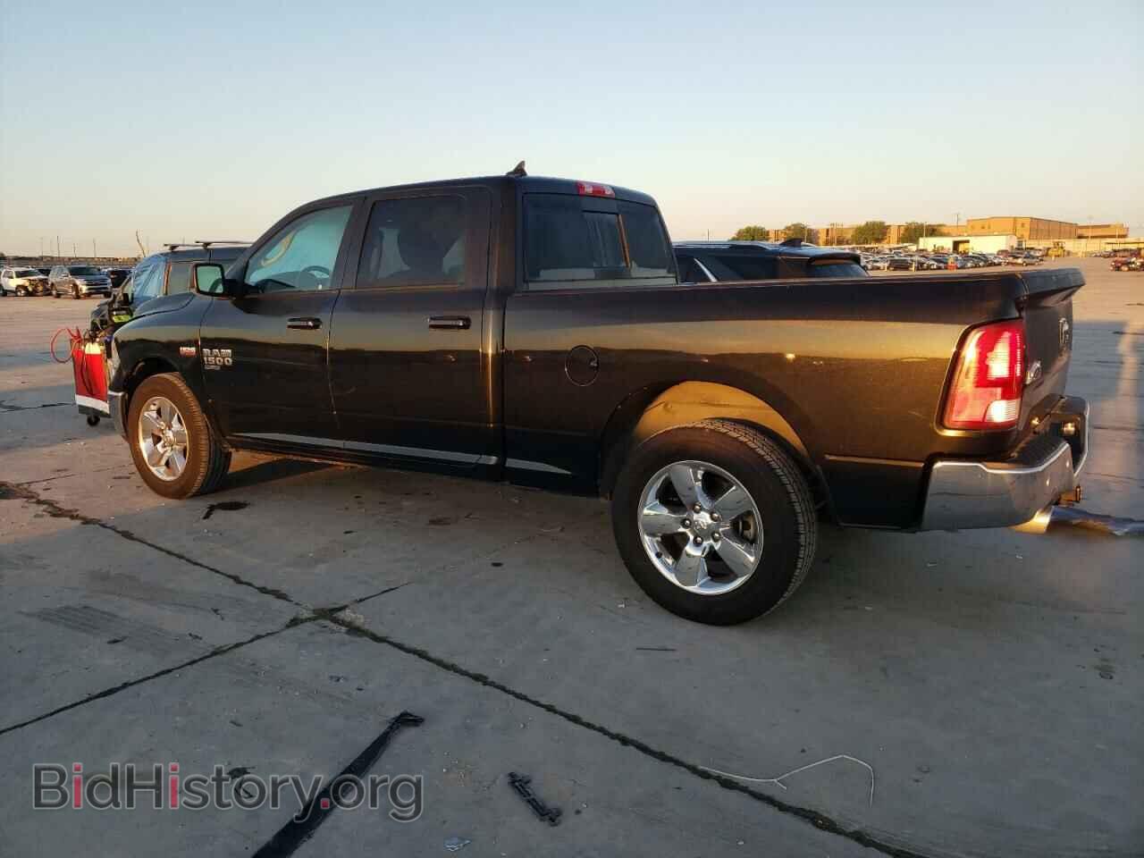 2019 RAM 1500 - VIN: 1C6RR7TT3KS530585 - Фото 2