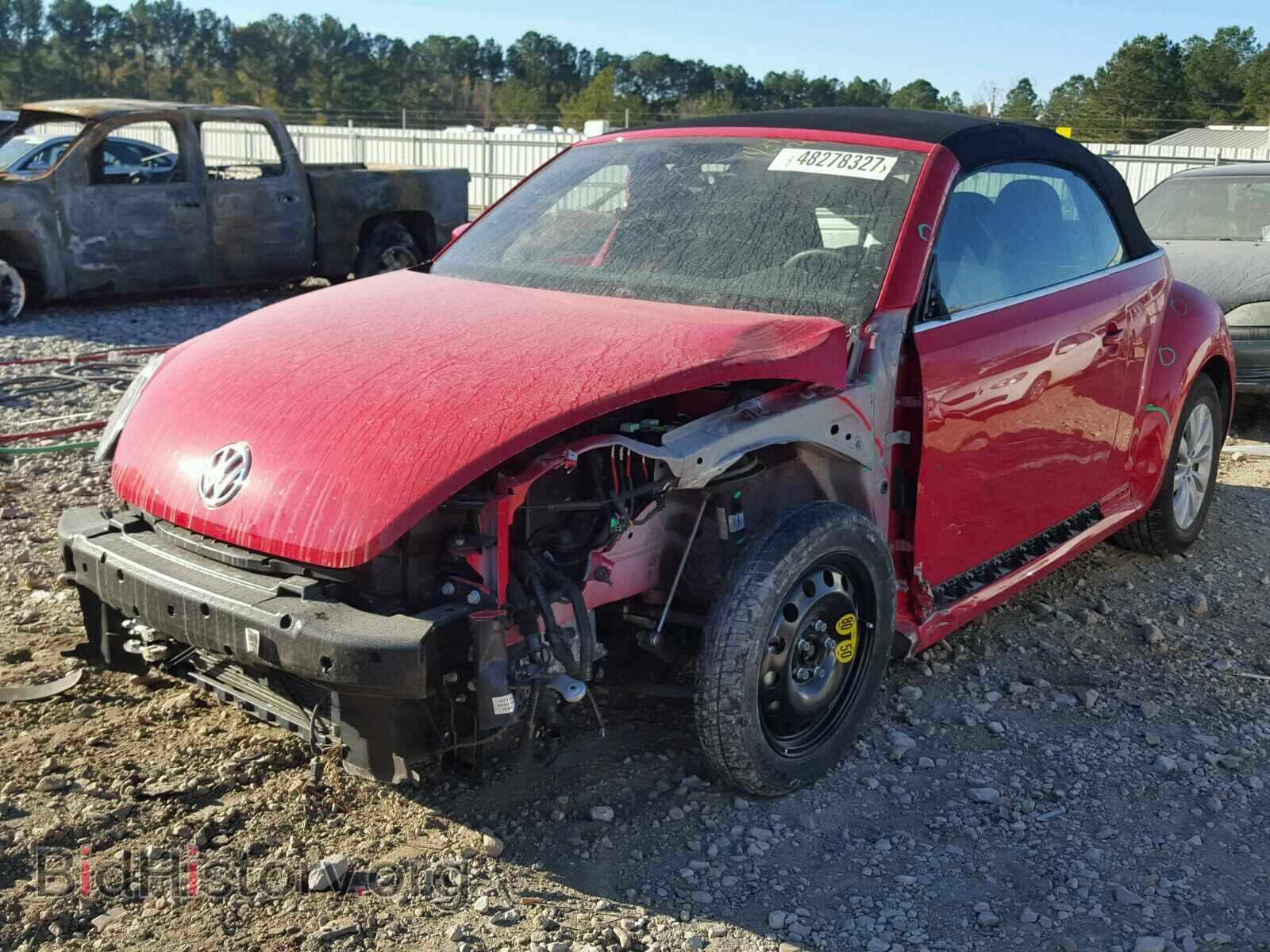2017 VOLKSWAGEN BEETLE - VIN: 3VW517AT3HM805727 - Фото 2