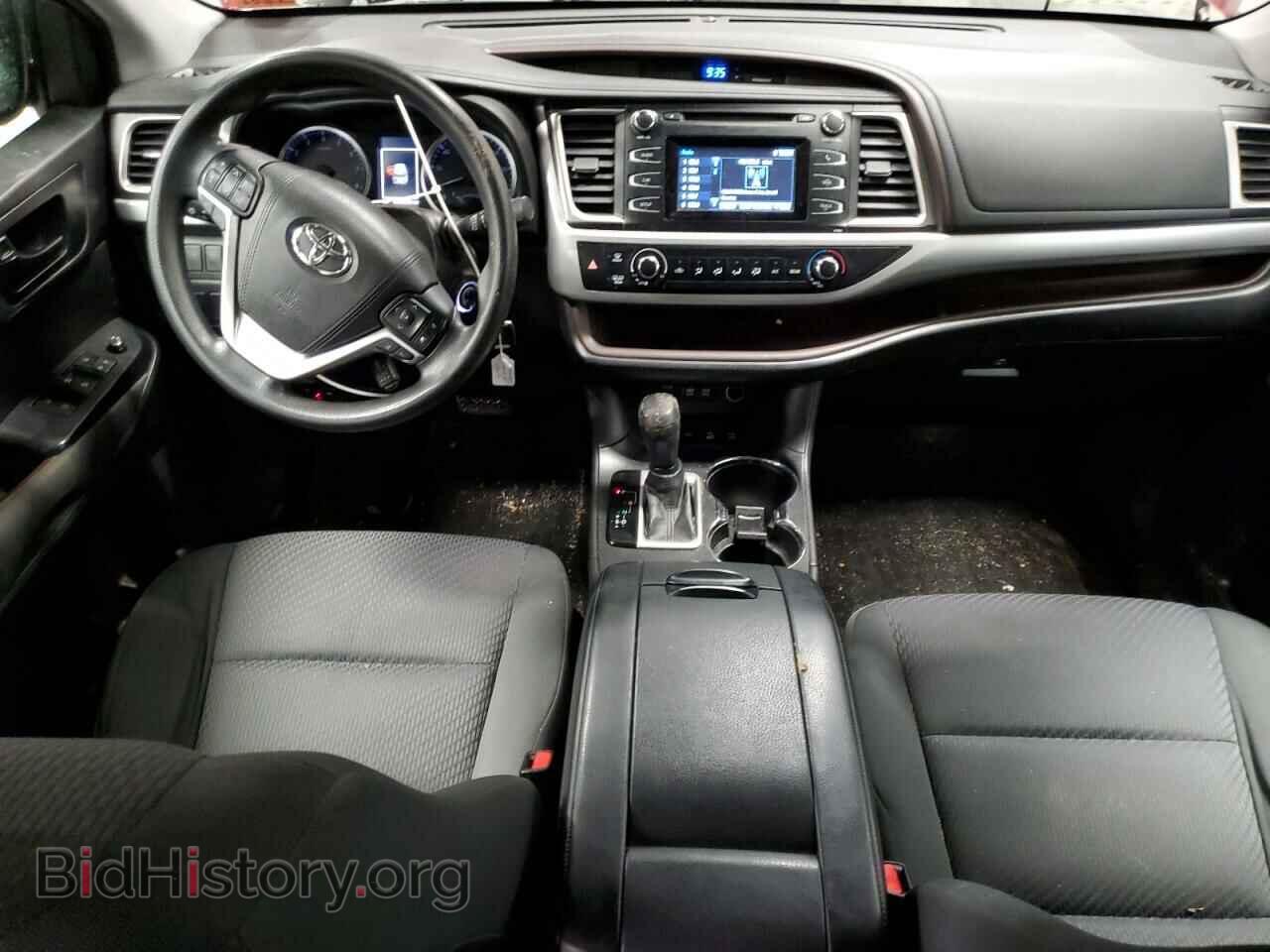 2017 TOYOTA HIGHLANDER - VIN: 5TDBZRFH2HS415832 - Фото 8