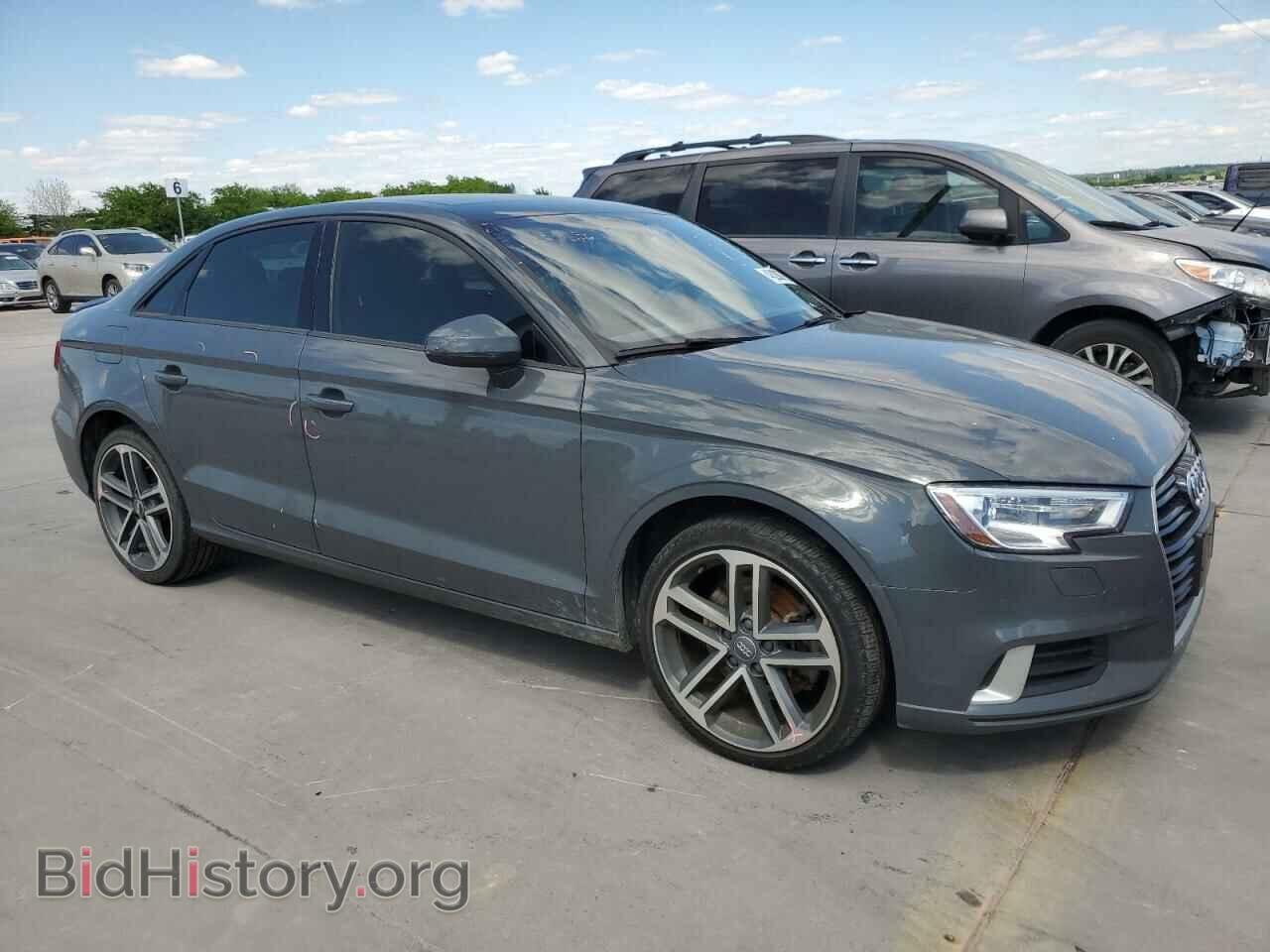 2018 AUDI A3 - VIN: WAUAUGFF5J1035493 - Фото 4