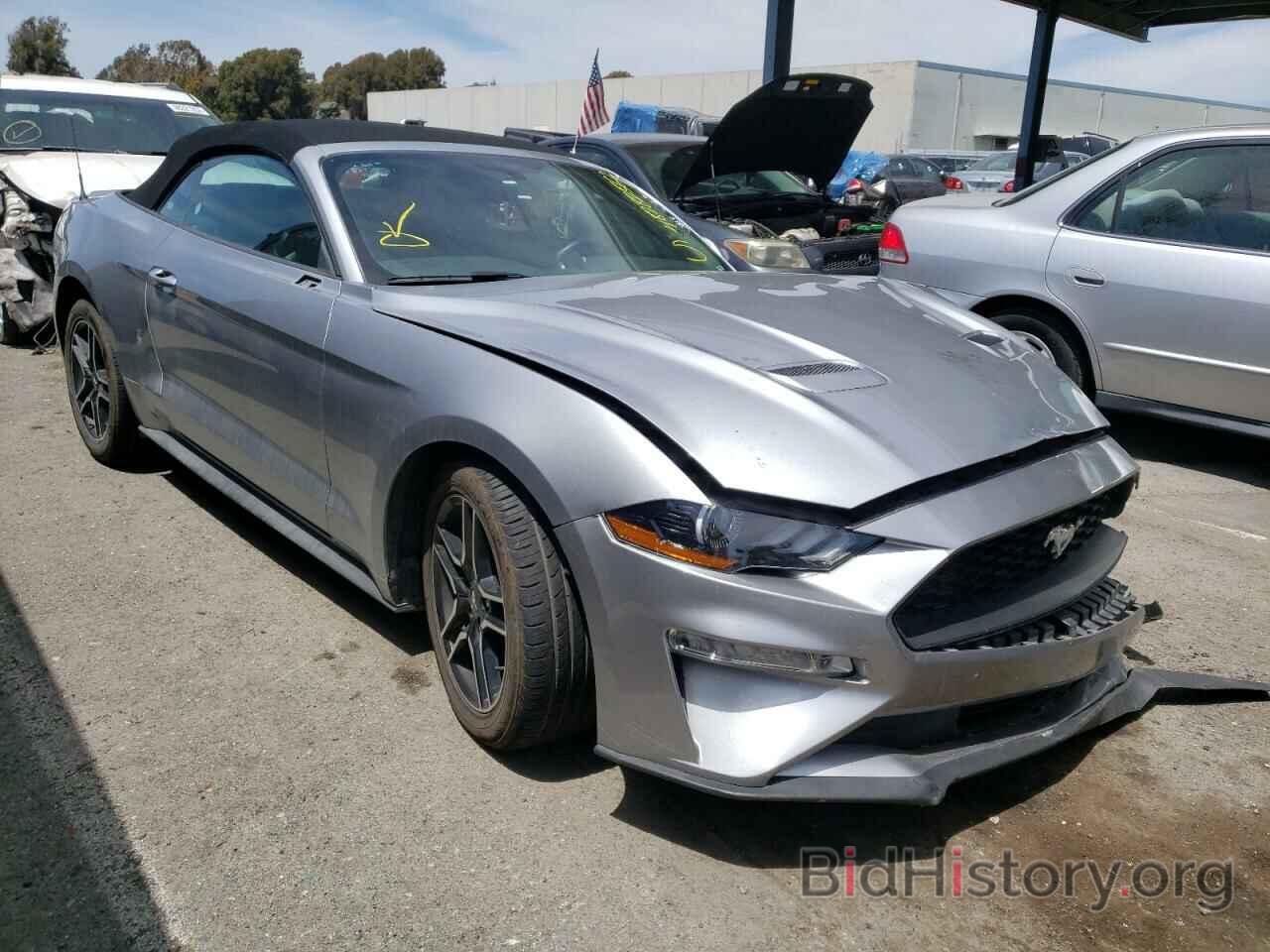 Photo 1FATP8UH9L5126328 - FORD MUSTANG 2020