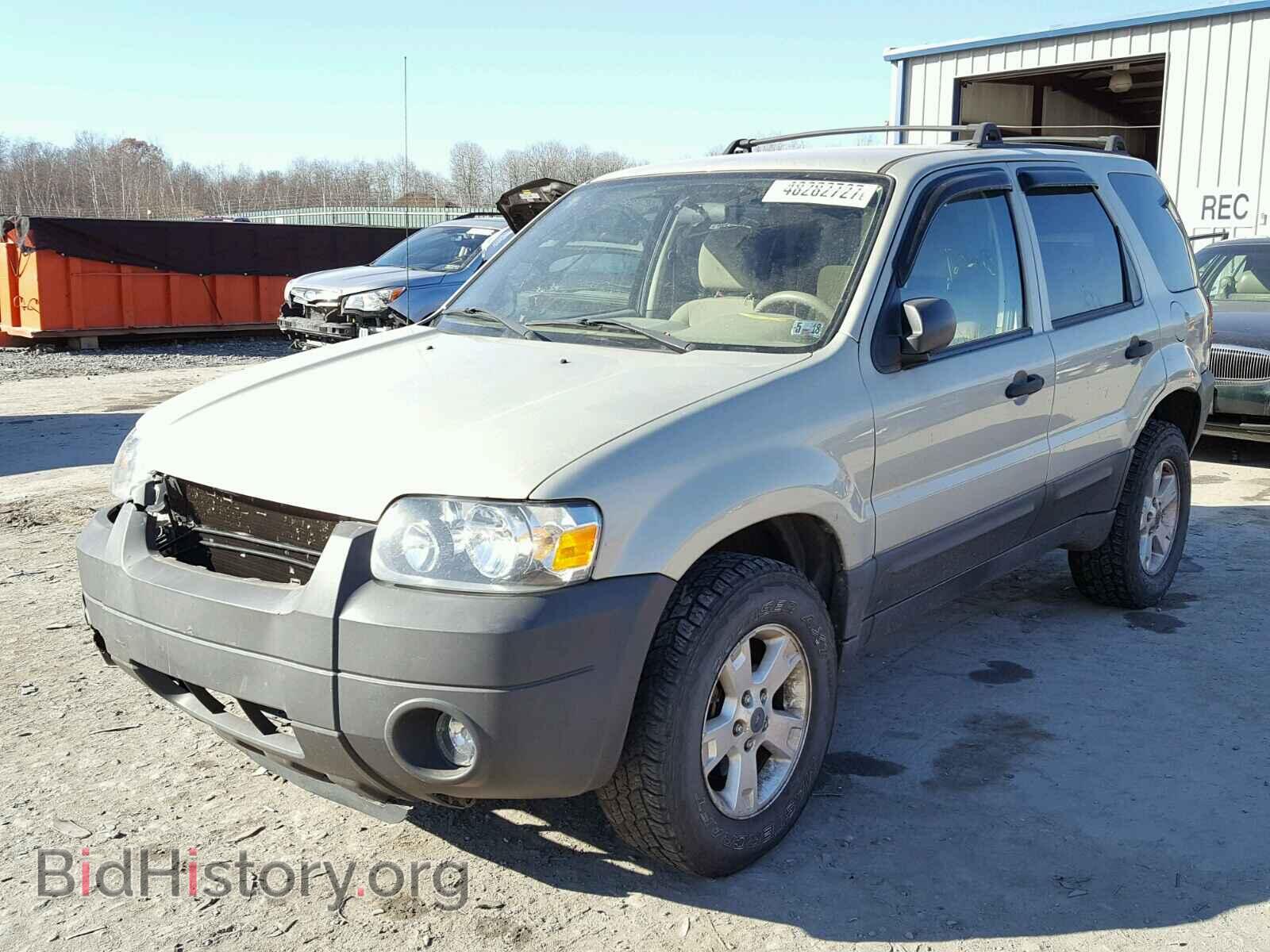 2005 FORD ESCAPE - VIN: 1FMCU93165KD99708 - Photo 2