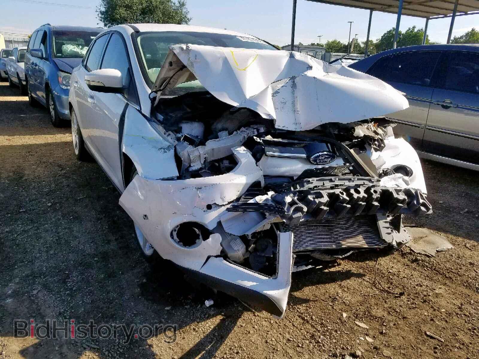 Фотография 1FAHP3J28CL241426 - FORD FOCUS 2012