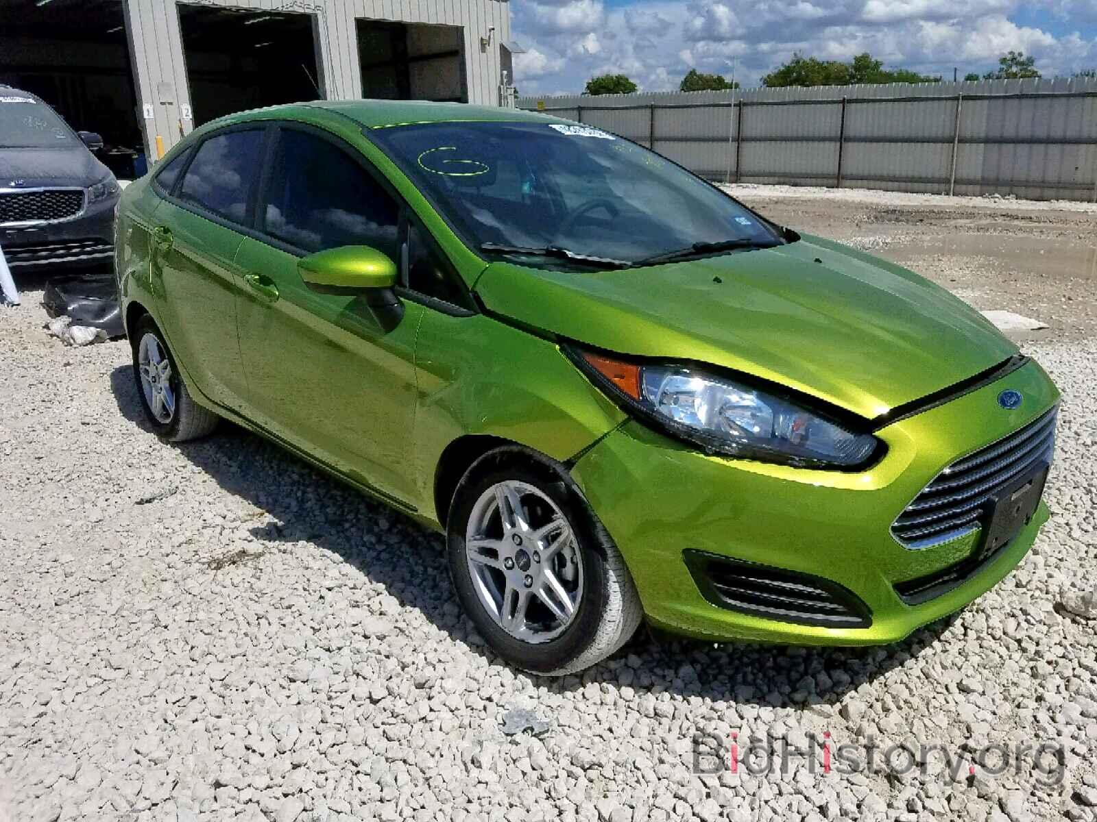 Photo 3FADP4BJ2JM121708 - FORD FIESTA SE 2018