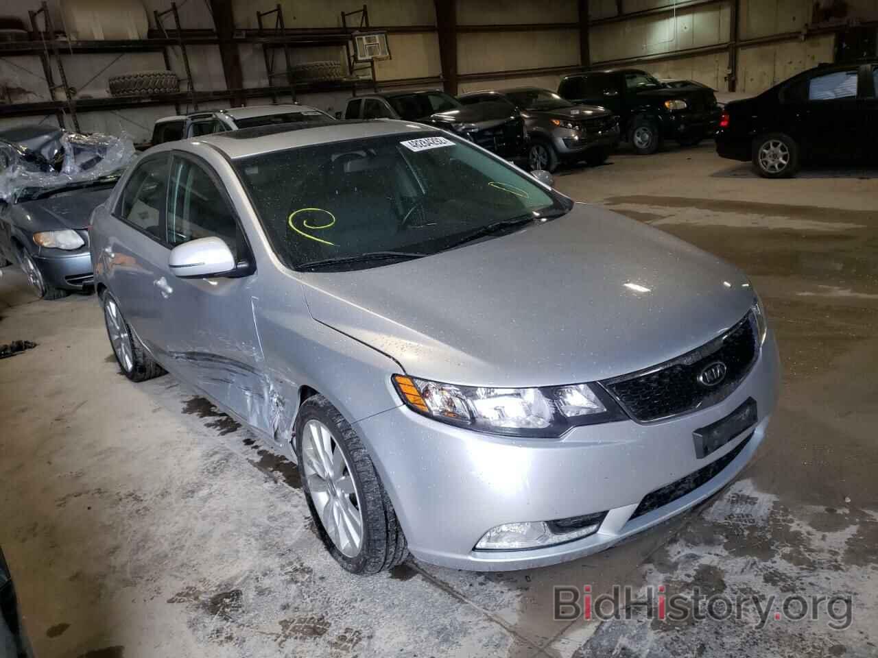 Photo KNAFW4A3XD5686109 - KIA FORTE 2013