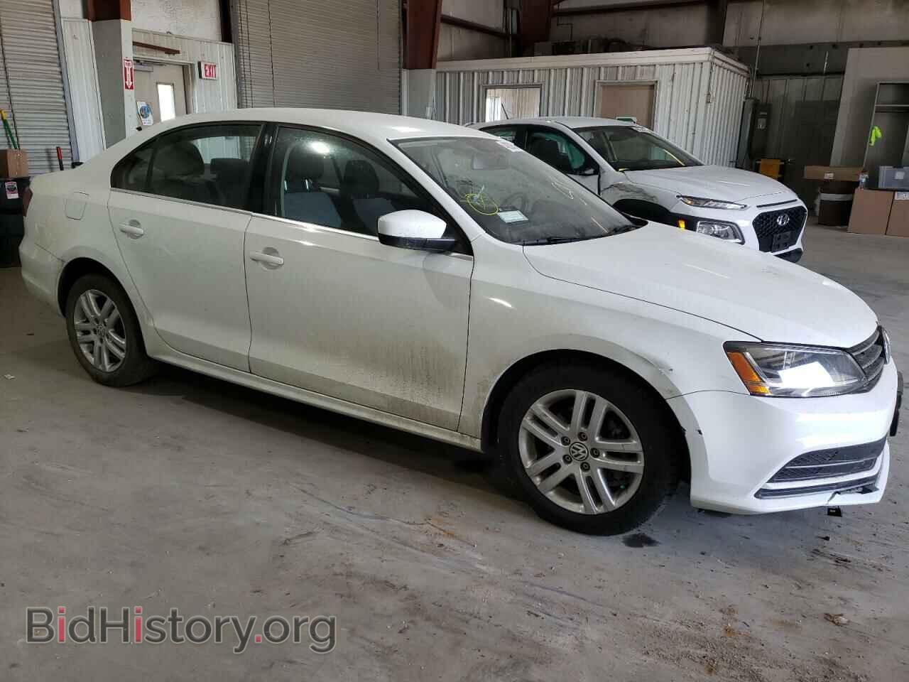2017 VOLKSWAGEN JETTA - VIN: 3VW2B7AJ9HM349988 - Photo 4