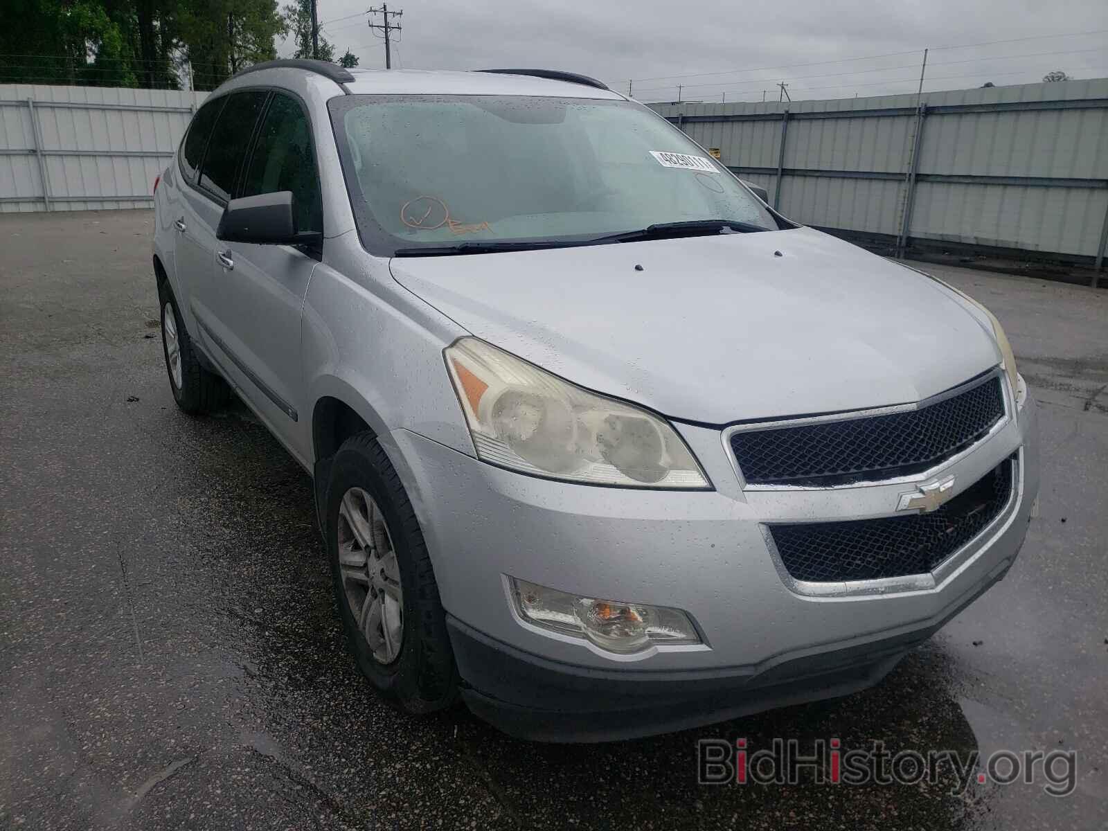 Photo 1GNLREED9AS105144 - CHEVROLET TRAVERSE 2010
