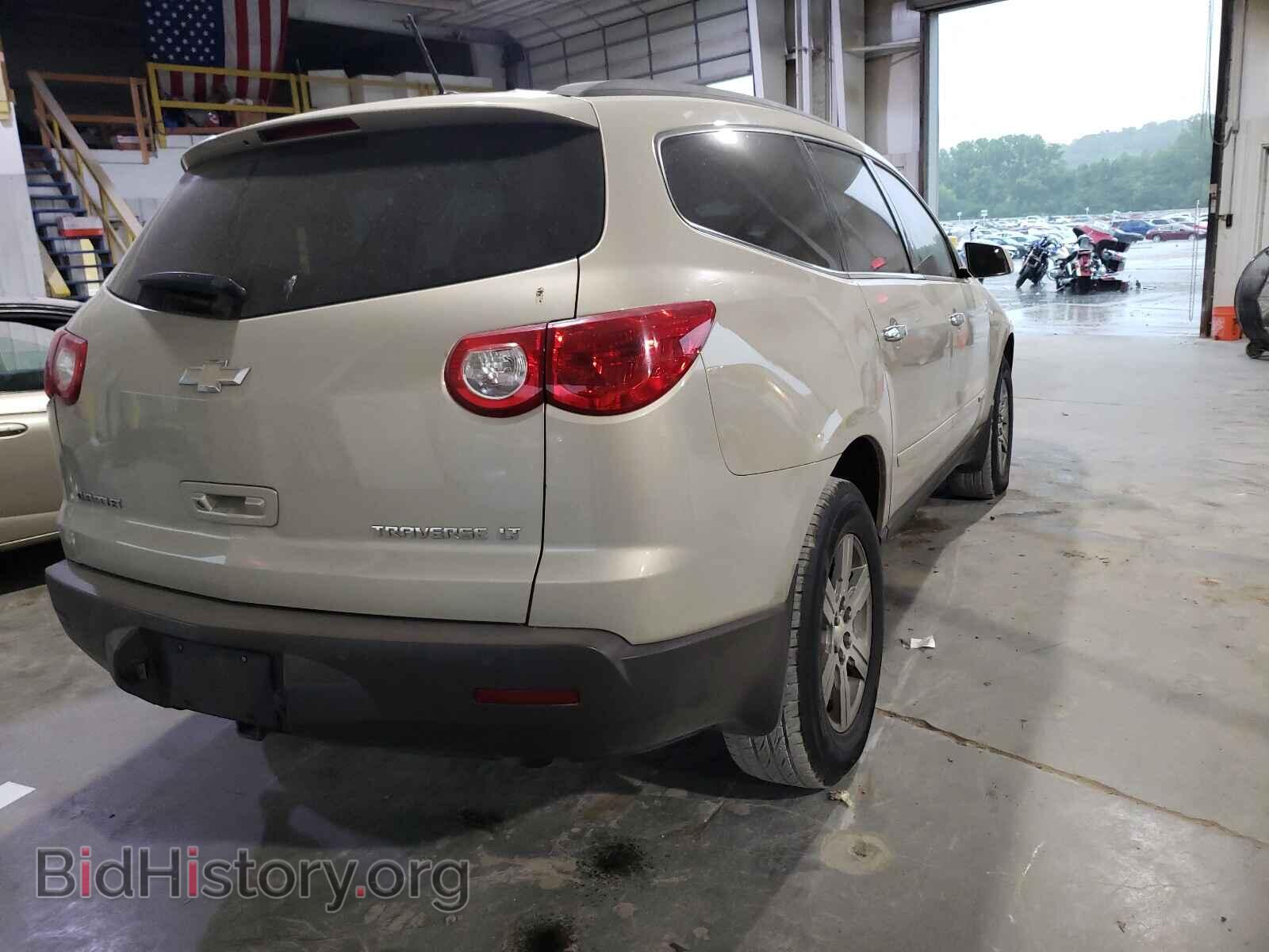 2009 CHEVROLET TRAVERSE - VIN: 1GNER23D29S140467 - Фото 4