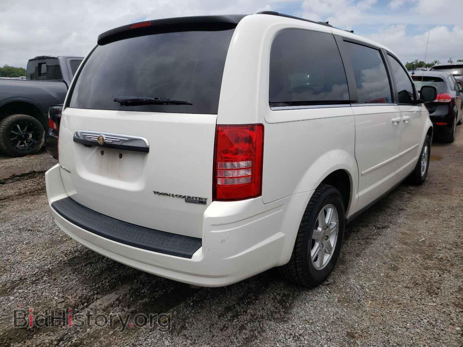 2010 CHRYSLER MINIVAN - VIN: 2A4RR2D10AR391731 - Фото 4
