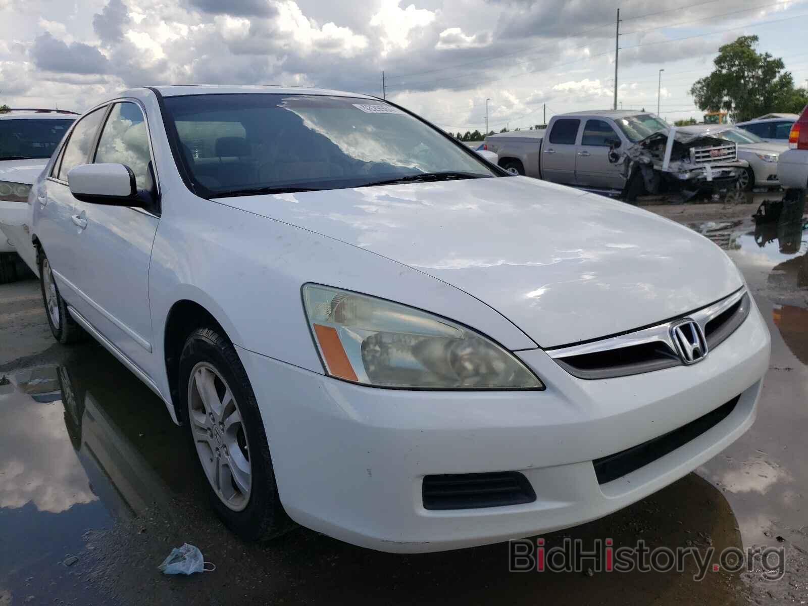 Photo 1HGCM56777A155394 - HONDA ACCORD 2007