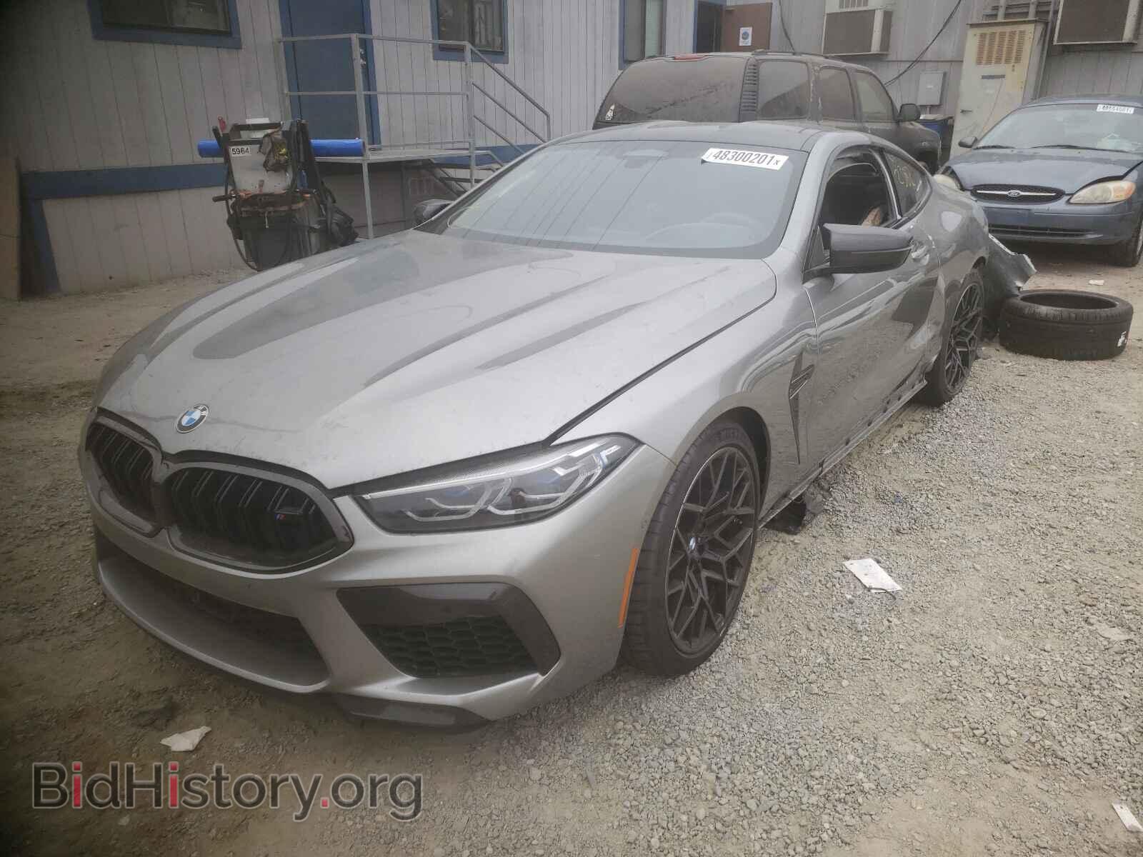 2020 BMW M8 - VIN: WBSAE0C06LCD59112 - Фото 2