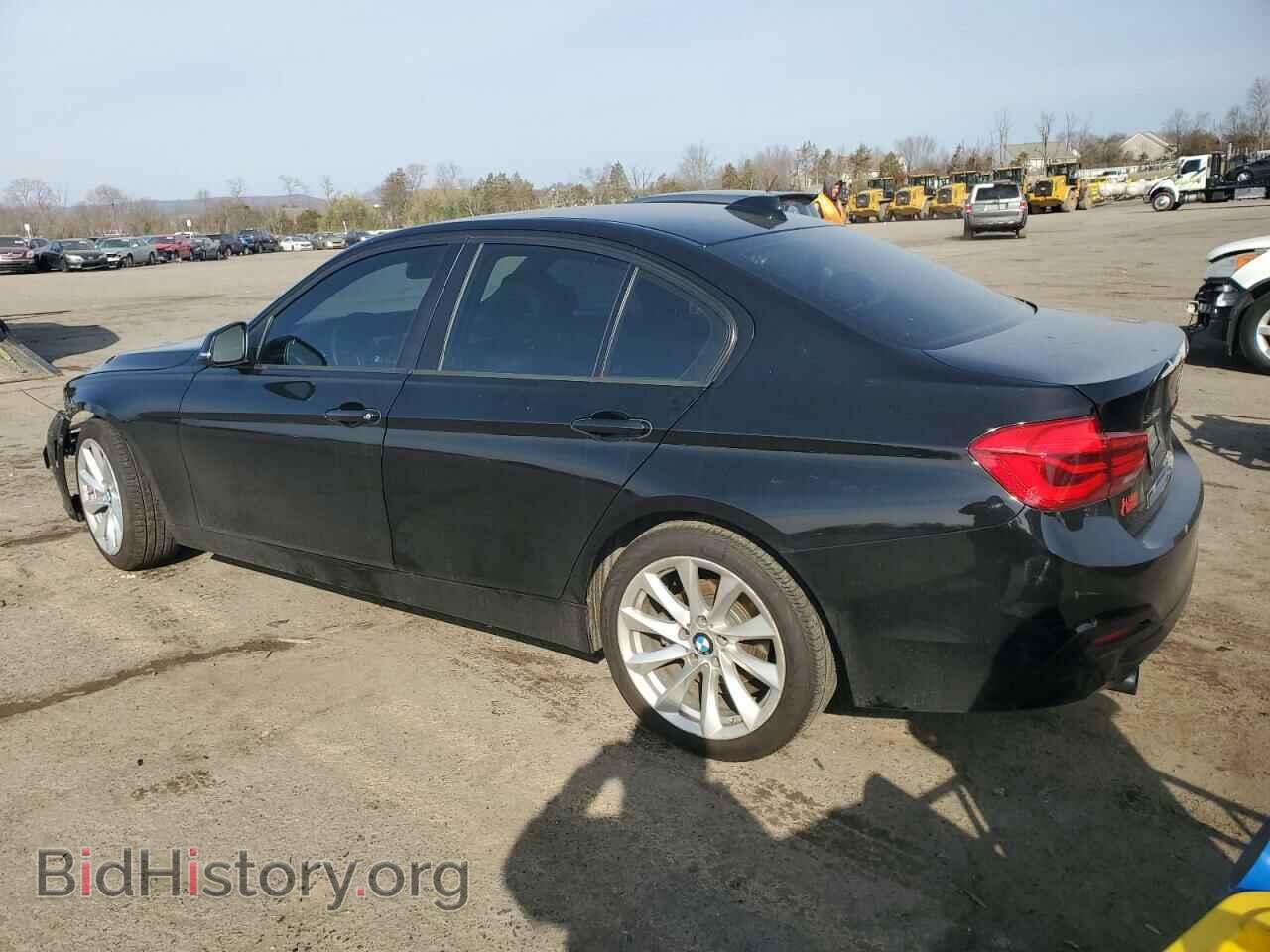 2016 BMW 3 SERIES - VIN: WBA8E5G56GNU19239 - Фото 2