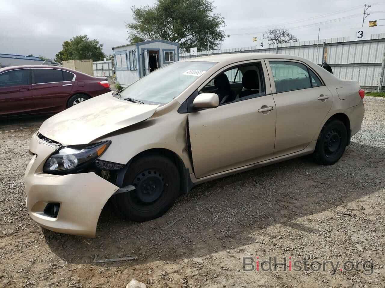 Photo 1NXBU4EE0AZ192552 - TOYOTA COROLLA 2010