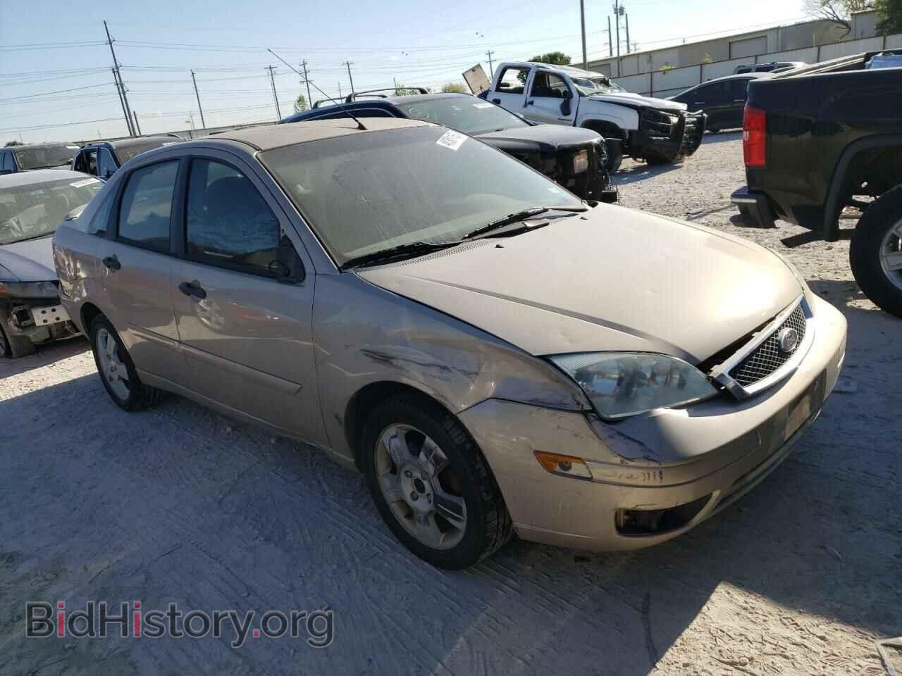 2006 FORD FOCUS - VIN: 1FAHP34N16W217672 - Фото 4