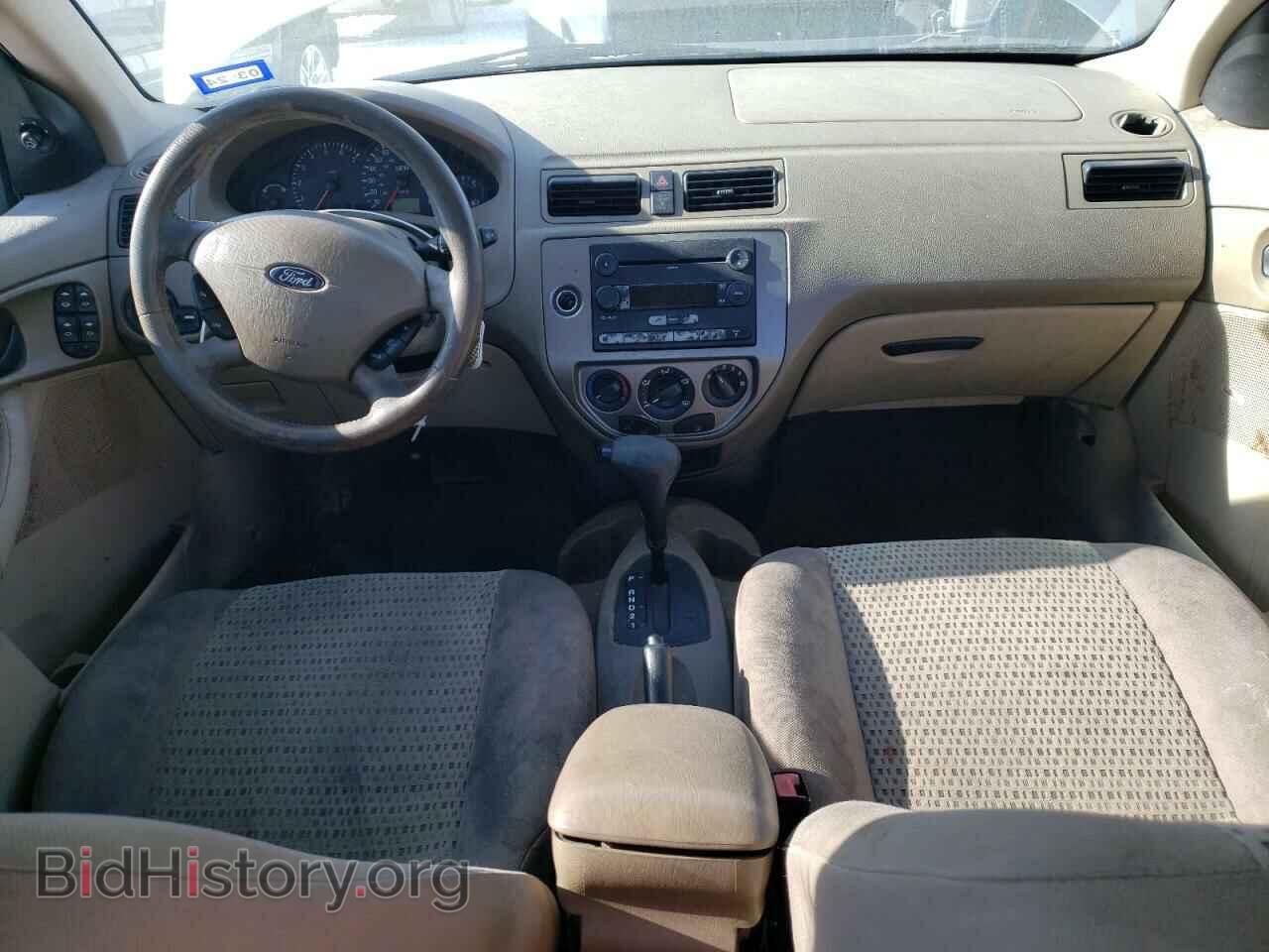 2006 FORD FOCUS - VIN: 1FAHP34N16W217672 - Фото 8