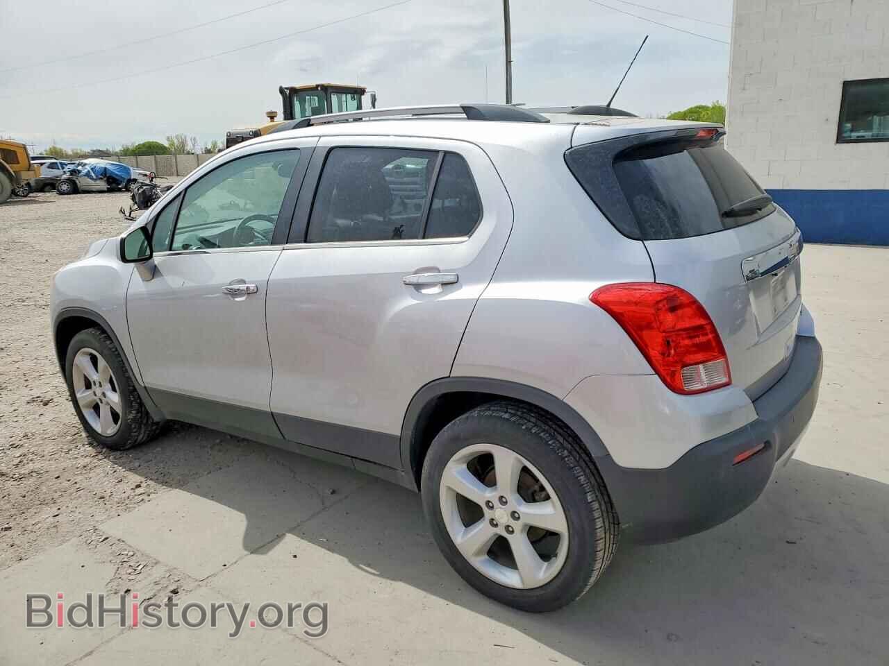 2015 CHEVROLET TRAX - VIN: 3GNCJTSB5FL235569 - Фото 2