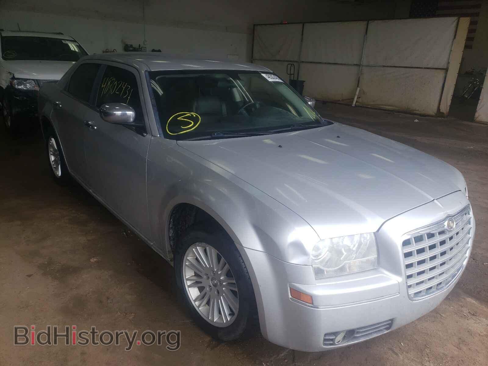 Photo 2C3CA5CV7AH289944 - CHRYSLER 300 2010