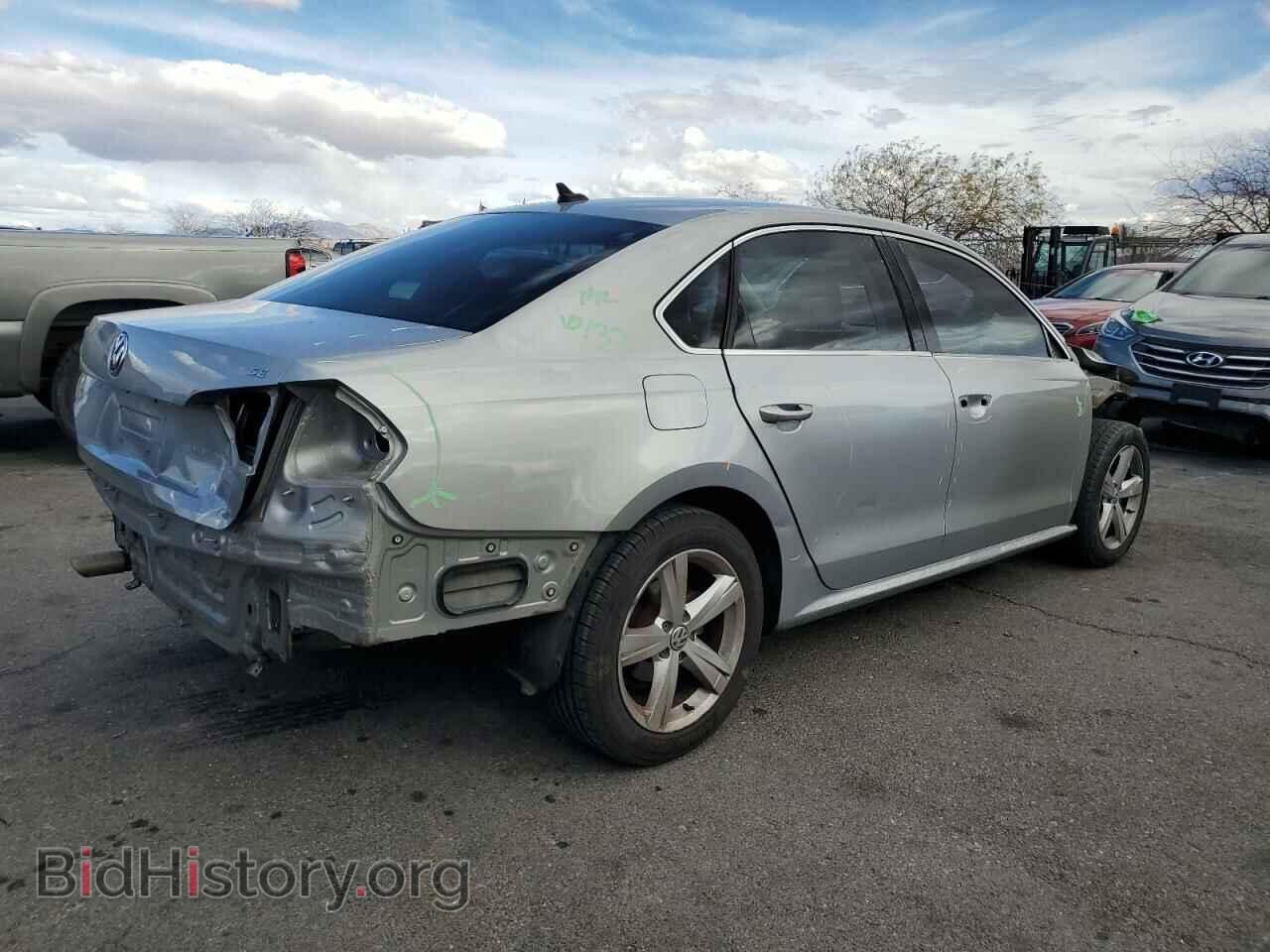 2013 VOLKSWAGEN PASSAT - VIN: 1VWBH7A38DC130886 - Фото 3
