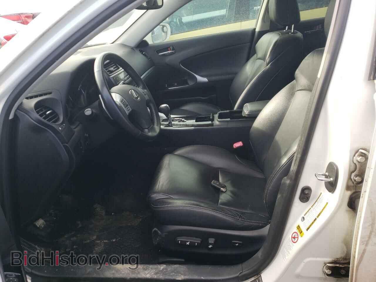 2011 LEXUS IS - VIN: JTHCF5C21B5052246 - Photo 7