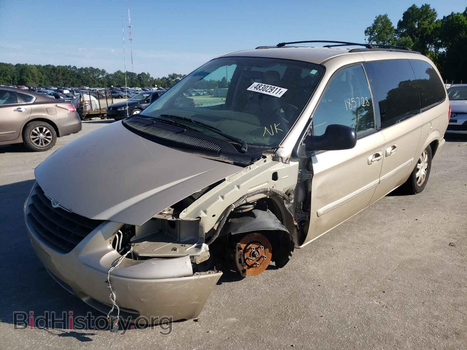 2006 CHRYSLER MINIVAN - VIN: 2A8GP54L16R906919 - Фото 2